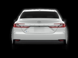 Toyota Camry XLE (Natl) 2026