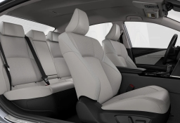 Toyota Camry XLE (Natl) 2026