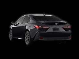 Toyota Camry XLE (Natl) 2026