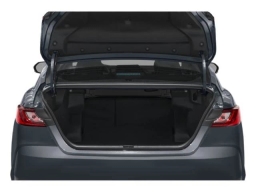 Toyota Camry SE (Natl) 2026