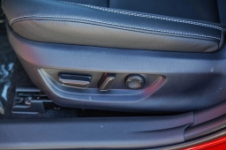 Toyota Camry Nightshade (Natl) 2026