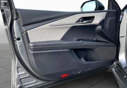 Toyota Camry SE (Natl) 2026