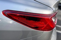 Toyota Camry SE (Natl) 2026