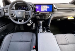 Toyota Camry XSE (Natl) 2026