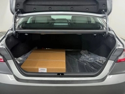 Toyota Camry XLE (Natl) 2026