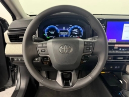 Toyota Camry XLE (Natl) 2026