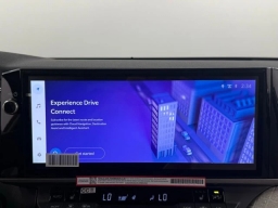 Toyota Camry XLE (Natl) 2026