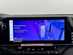 Toyota Camry SE (Natl) 2026