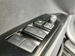 Toyota Camry Nightshade (Natl) 2026