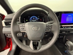 Toyota Camry SE (Natl) 2026