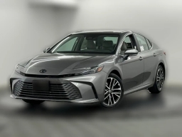 Toyota Camry XLE (Natl) 2026