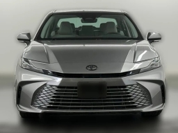 Toyota Camry XLE (Natl) 2026