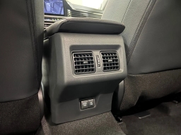 Toyota Camry XLE (Natl) 2026