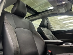 Toyota Camry XLE (Natl) 2026