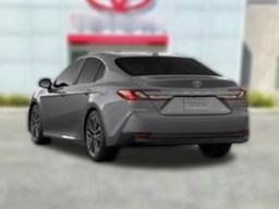 Toyota Camry XLE (Natl) 2026