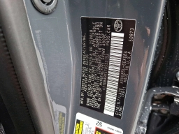 Toyota Camry XLE AWD (Natl) 2026