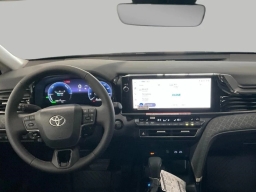 Toyota Camry XLE AWD (Natl) 2026