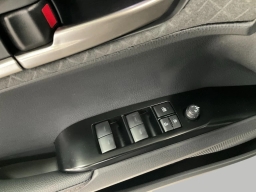 Toyota Camry XLE AWD (Natl) 2026