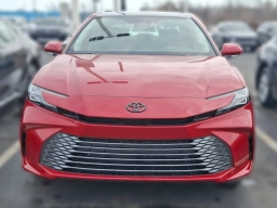 Toyota Camry XLE AWD (Natl) 2026