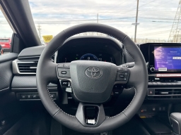 Toyota Camry SE AWD (Natl) 2026