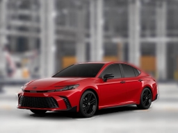 Toyota Camry Nightshade AWD (Natl) 2026