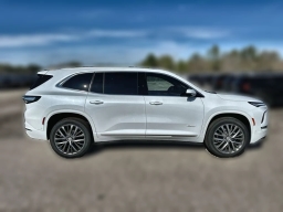Buick Enclave Avenir 4dr 2026