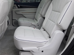 Buick Enclave Avenir 4dr 2025