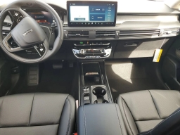 Lincoln Corsair Premiere AWD 2026