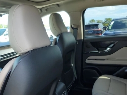 Lincoln Corsair Grand Touring AWD 2026