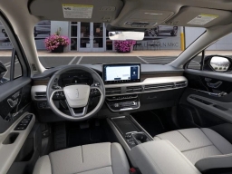 Lincoln Corsair Grand Touring AWD 2026