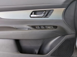 Nissan Murano SL AWD 2025