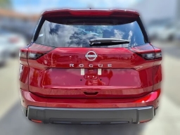 Nissan Rogue S FWD 2026