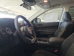 Nissan Pathfinder S 2WD 2026