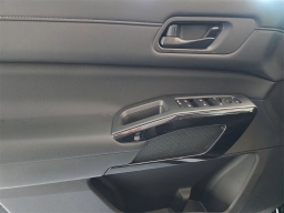 Nissan Pathfinder S 2WD 2026