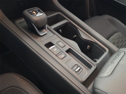 Nissan Pathfinder S 2WD 2026