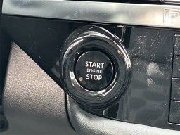 Nissan Pathfinder SV 2WD 2026