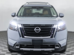 Nissan Pathfinder Platinum 2WD 2025