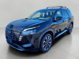 Nissan Pathfinder Platinum 4WD 2026