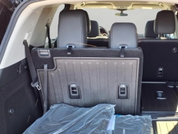 Nissan Pathfinder Platinum 4WD 2026