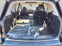 Nissan Pathfinder Platinum 4WD 2026