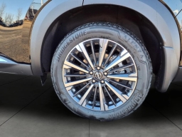 Nissan Pathfinder Platinum 4WD 2026