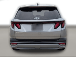 Hyundai Tucson SE FWD 2026