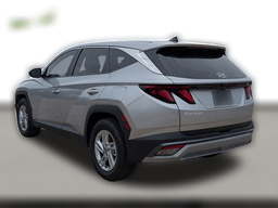 Hyundai Tucson SE FWD 2026