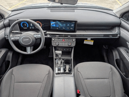 Hyundai Tucson SE FWD 2026