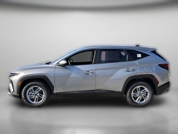 Hyundai Tucson SE FWD 2026
