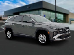 Hyundai Tucson SE FWD 2026