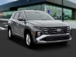 Hyundai Tucson SE FWD 2026