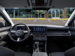 Hyundai Tucson SE FWD 2026