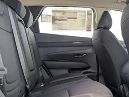 Hyundai Tucson SE FWD 2026