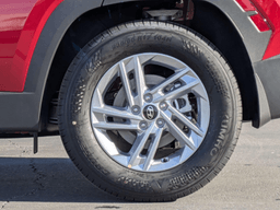 Hyundai Tucson SE FWD 2026